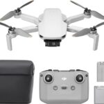 Dron - DJI Mini 4K Fly More Combo, 12 megapixel, 31 min Autonomía, Ideal para Principiantes, 10 km Distancia, Gris