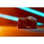 Cámara EVIL - Canon EOS RP + RF 24-105mm F/4.0-7.1 IS STM, 26.2 megapixel, Video 4K, WiFi, Negro - Imagen 4